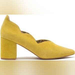 Seychelles Scalloped Edge Block Heels